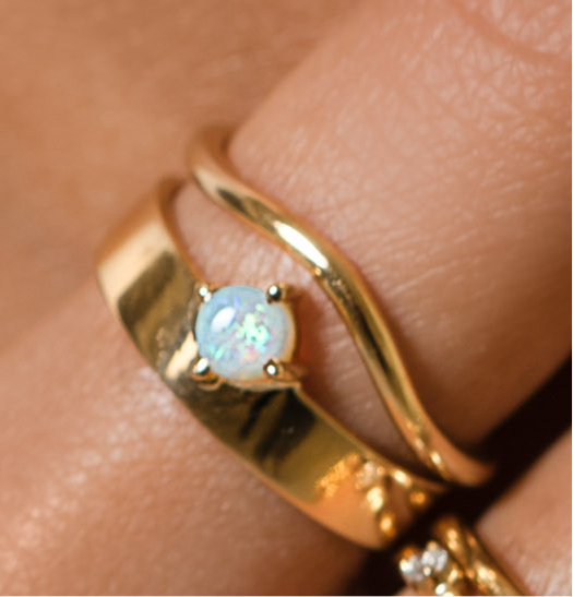 Opal ring twin