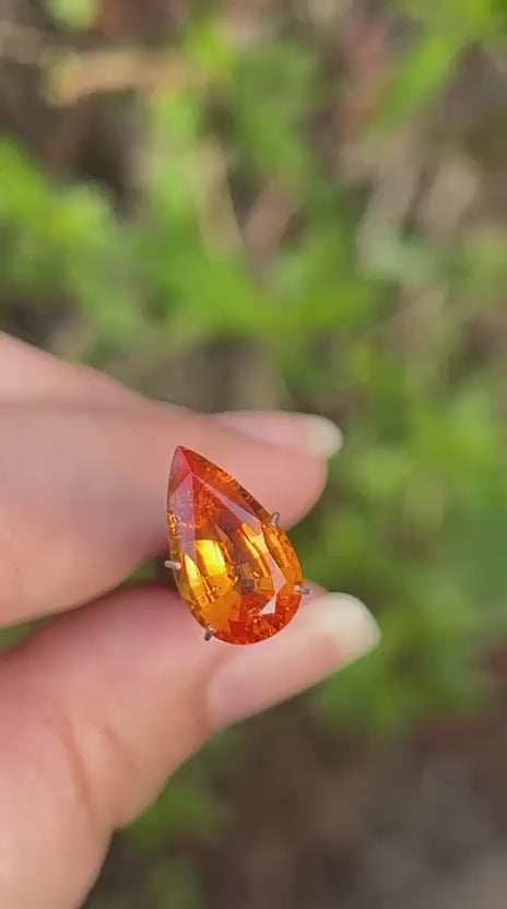 Mandarin Garnet